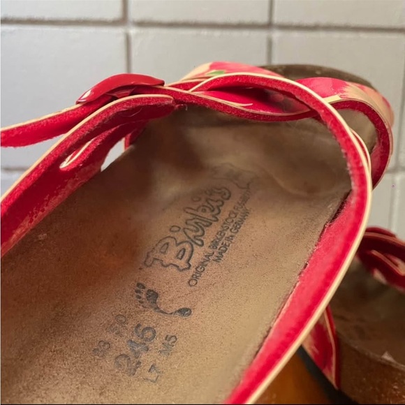 Birkenstock Birki’s Women’s Floral Crisscross Strap Sandals | EU 38 - Picture 8 of 8